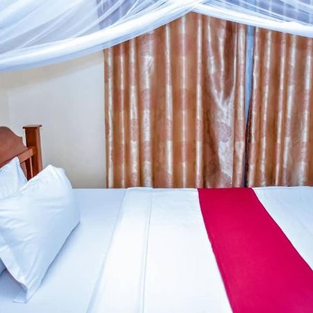 Red Sun Lodge Kokoni Ngambo Kültér fotó